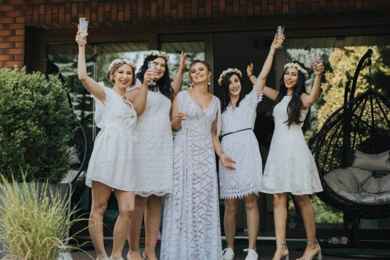 Suknia ślubna w stylu boho Santorini 3.
