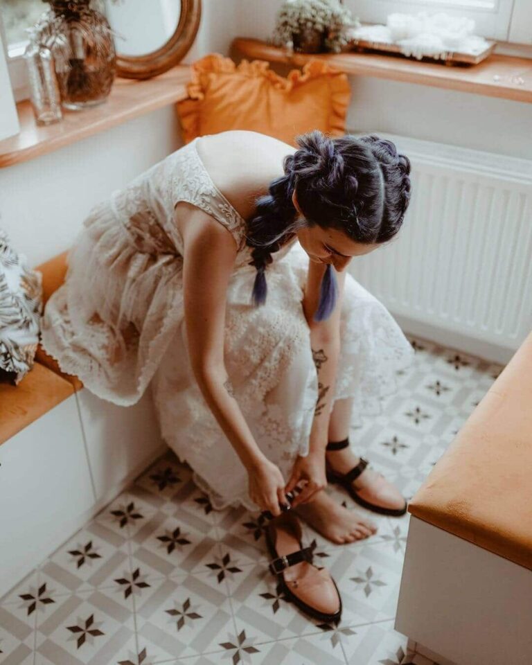 Suknia ślubna w stylu boho Barcelona 9.