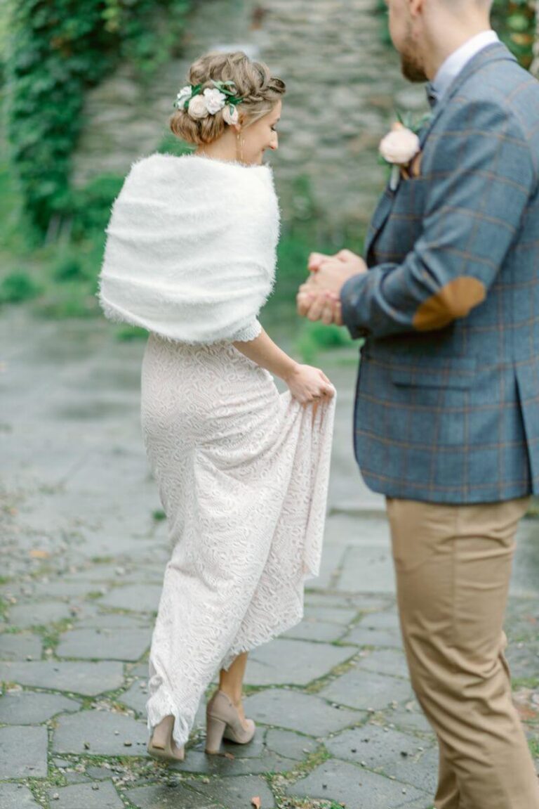Suknia ślubna w stylu boho Porto 38.