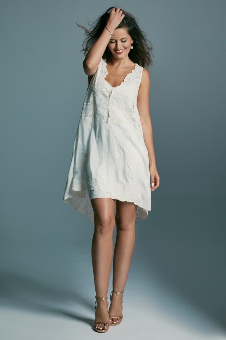 Krótka sukienka wizytowa