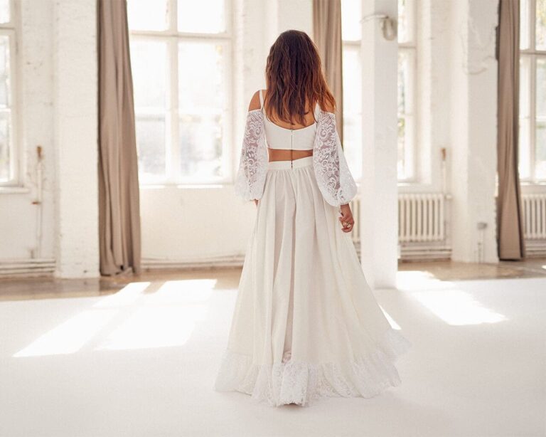 Ekologiczna suknia ślubna z bufiastymi rękawami - komplet