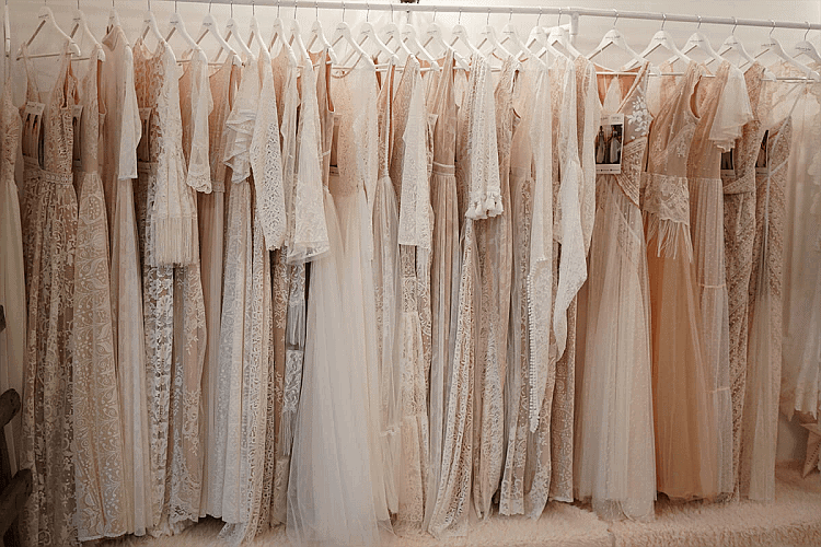 duzy wybór sukien ślubnych