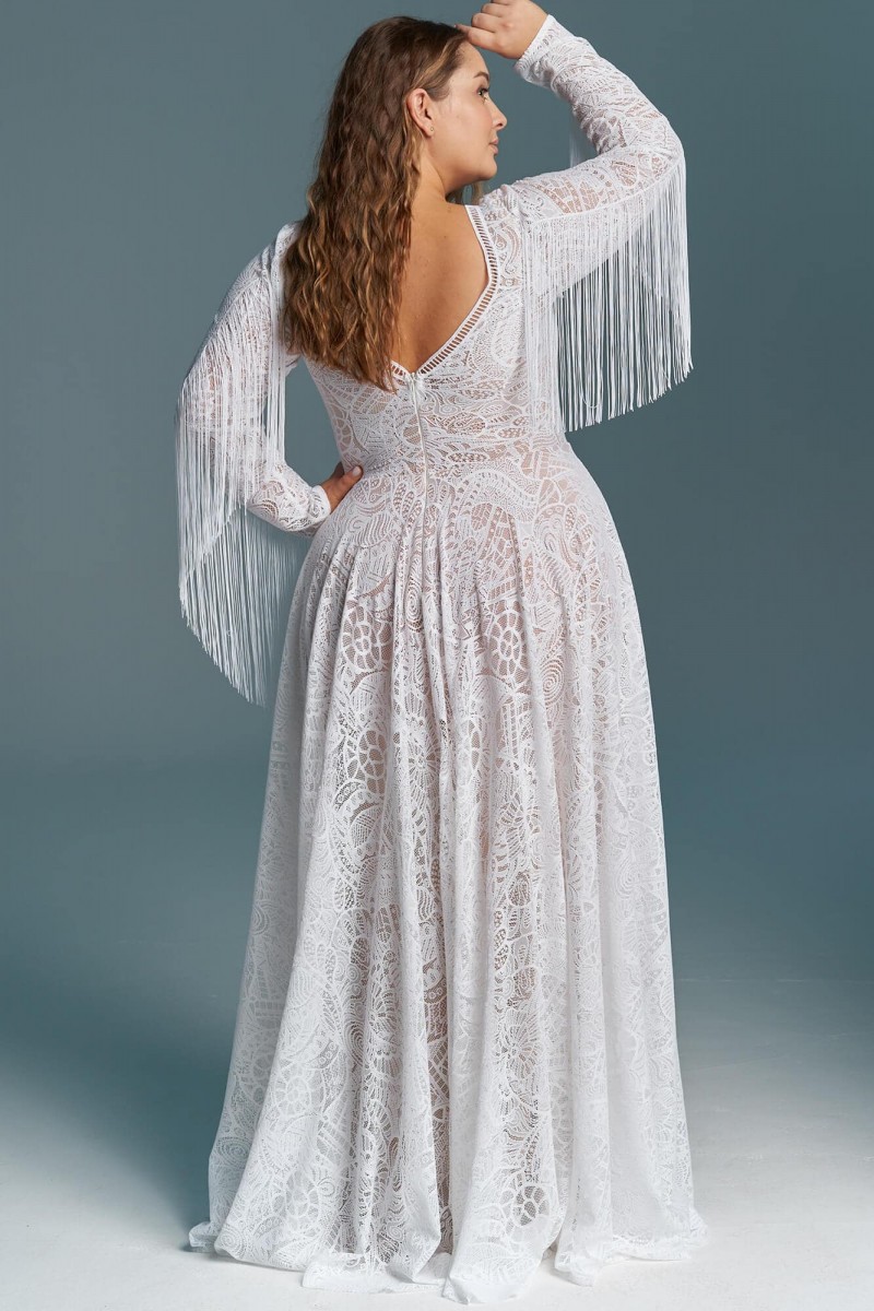 Piękna klasyczna suknia ślubna z długim rękawem