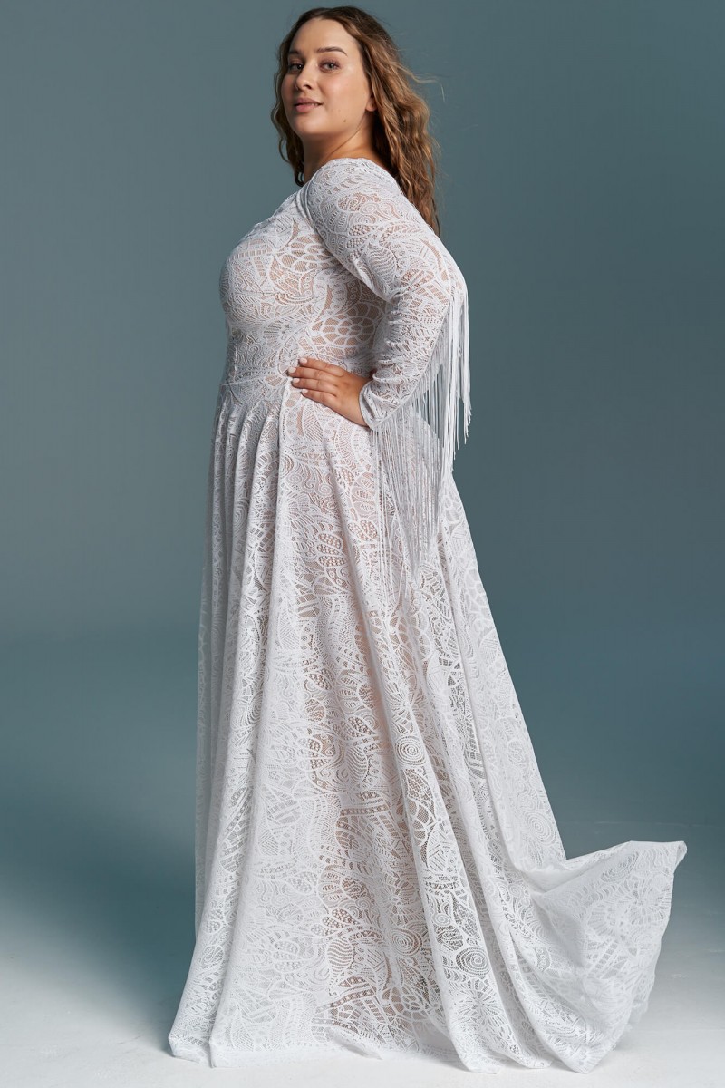Piękna klasyczna suknia ślubna z długim rękawem