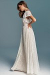 Biała klasyczna suknia ślubna