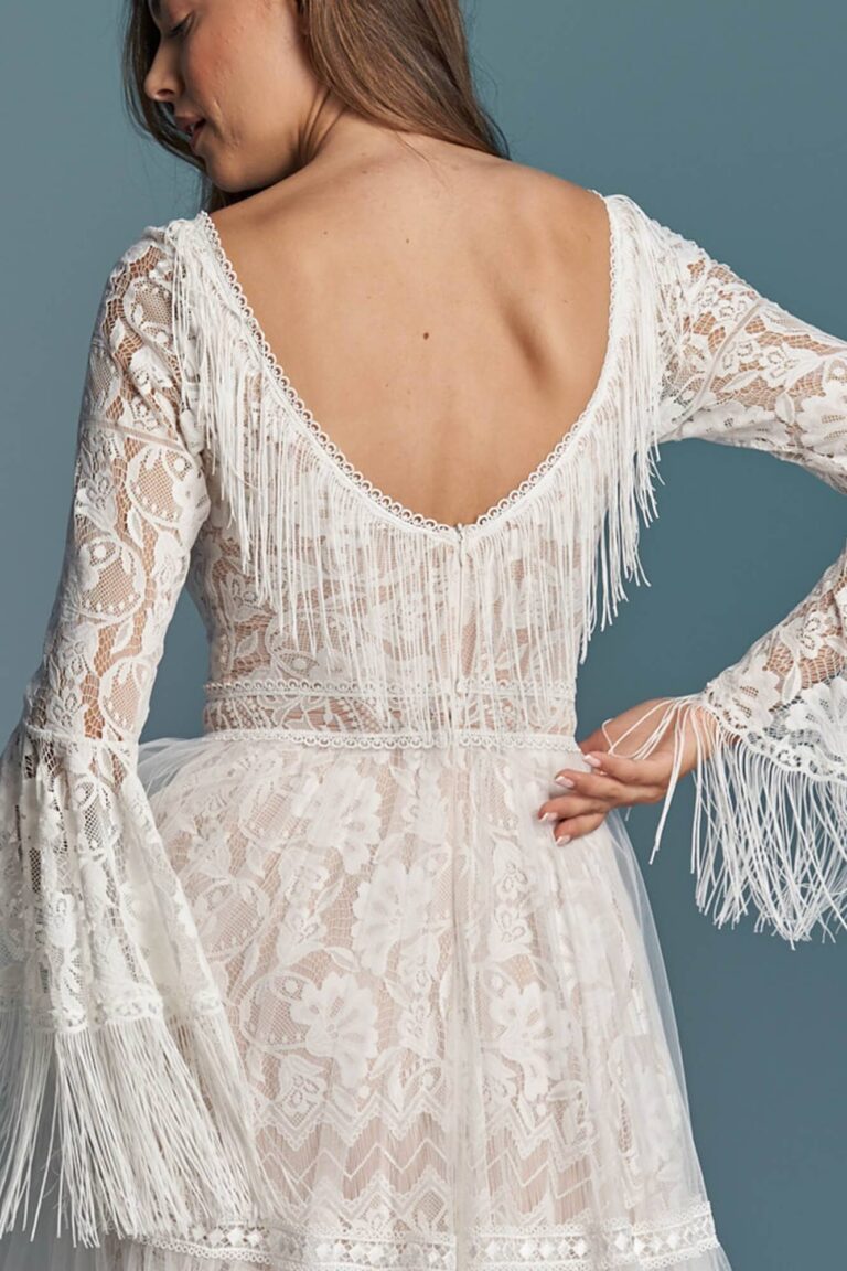 Boho suknia ślubna z nutką klasyki