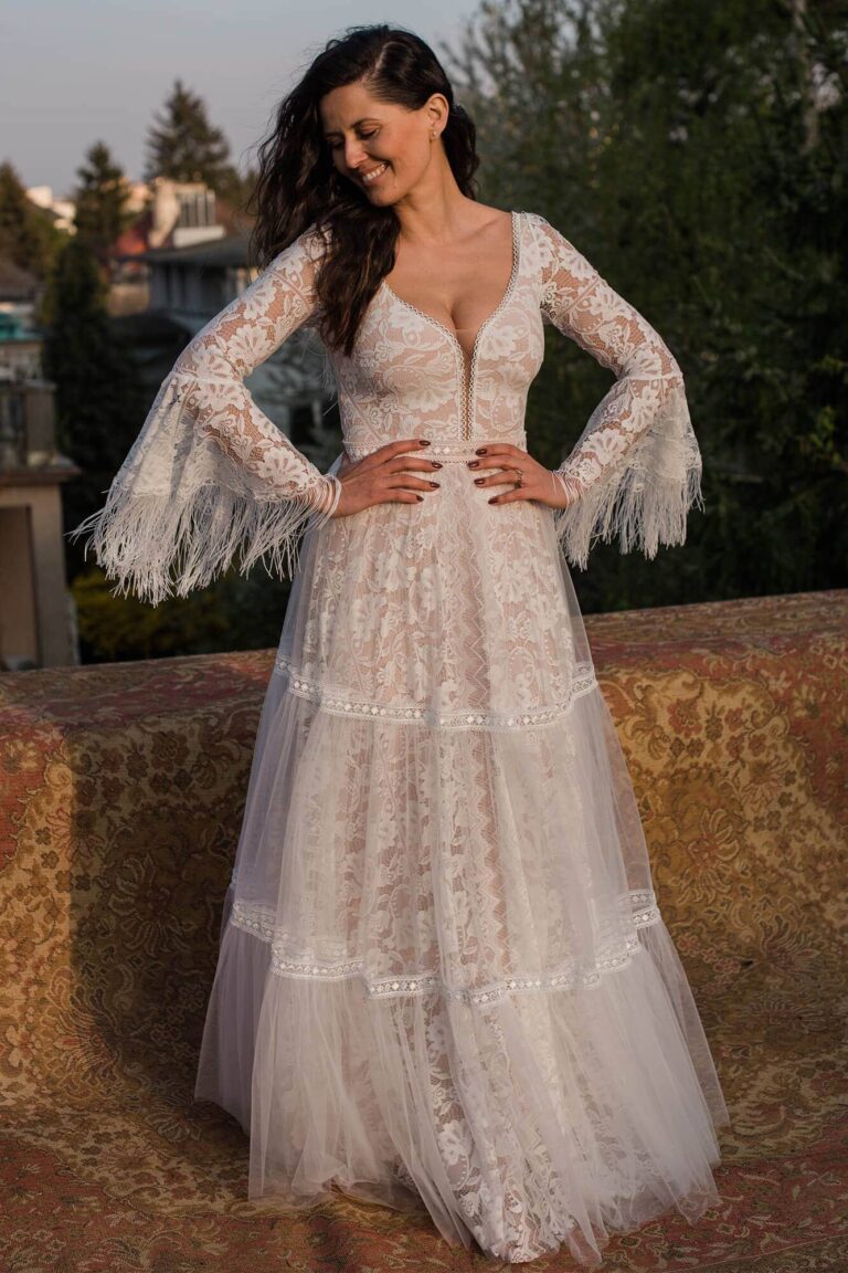 Boho suknia ślubna z nutką klasyki
