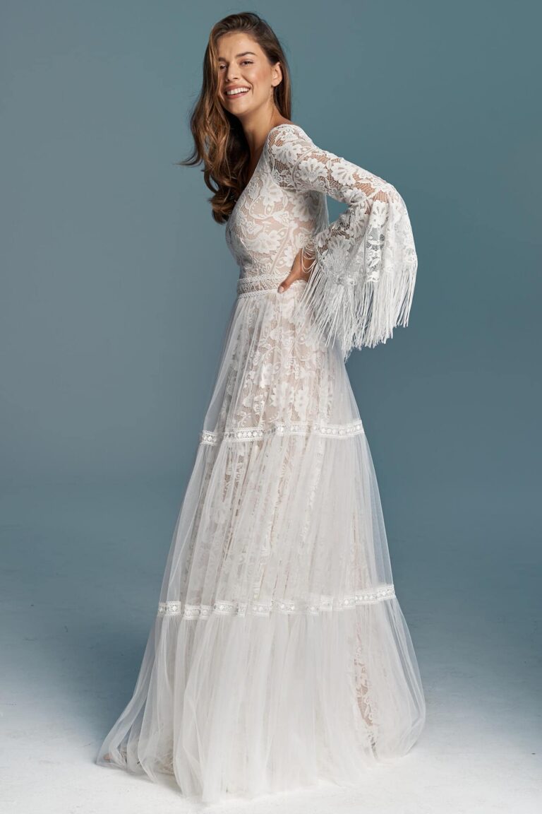 Boho suknia ślubna z nutką klasyki