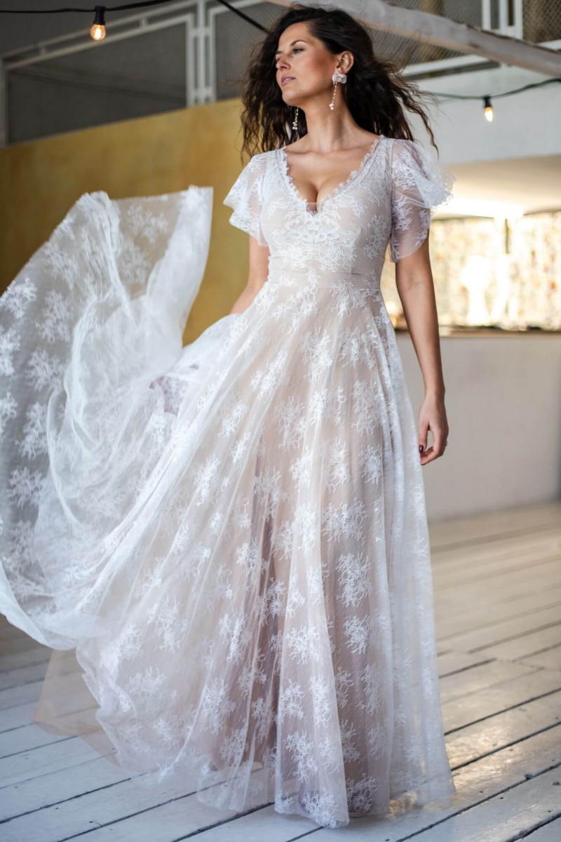 Ultraromantyczna suknia ślubna na sielski ślub Paris 2