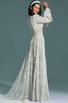 Koronkowa skromna suknia ślubna z długim rękawem