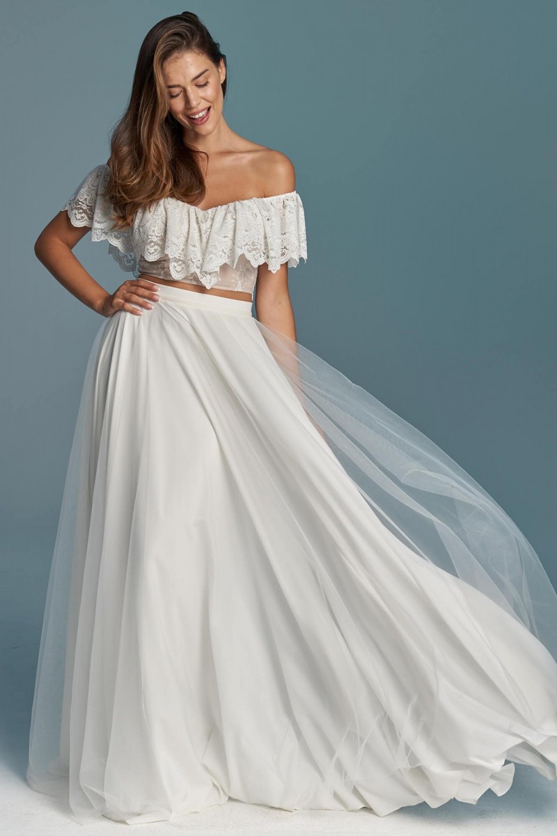 Zwiewna suknia ślubna ze spódnicą z szyfonu i tiulu