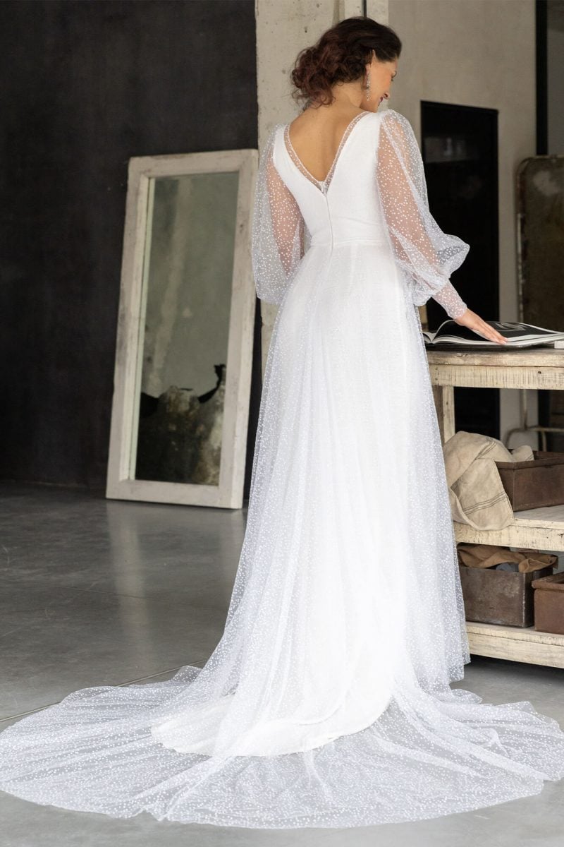 Klasyczna suknia ślubna w groszki z rozcięciem Cannes 4